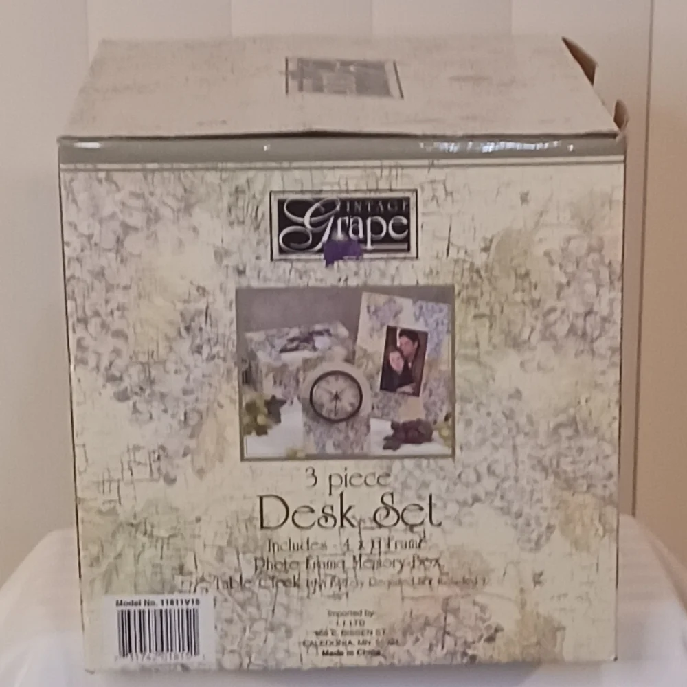 Gift Clock Grape Desk Set. Clock,Tissue Box, and Photo Frame. Yellow Print